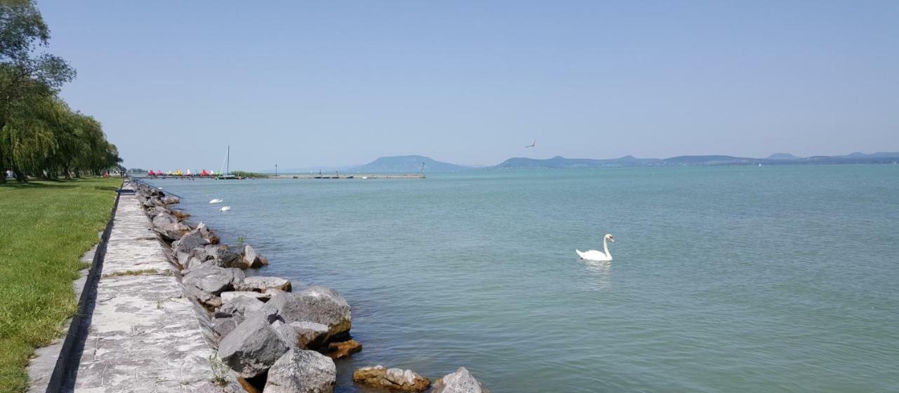 Lelle Resort Cb34 Balatonlelle Exterior photo