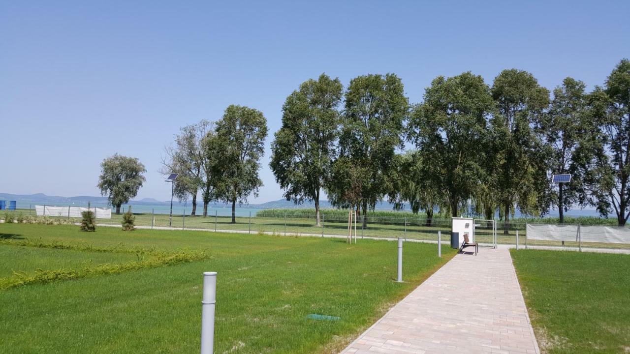 Lelle Resort Cb34 Balatonlelle Exterior photo