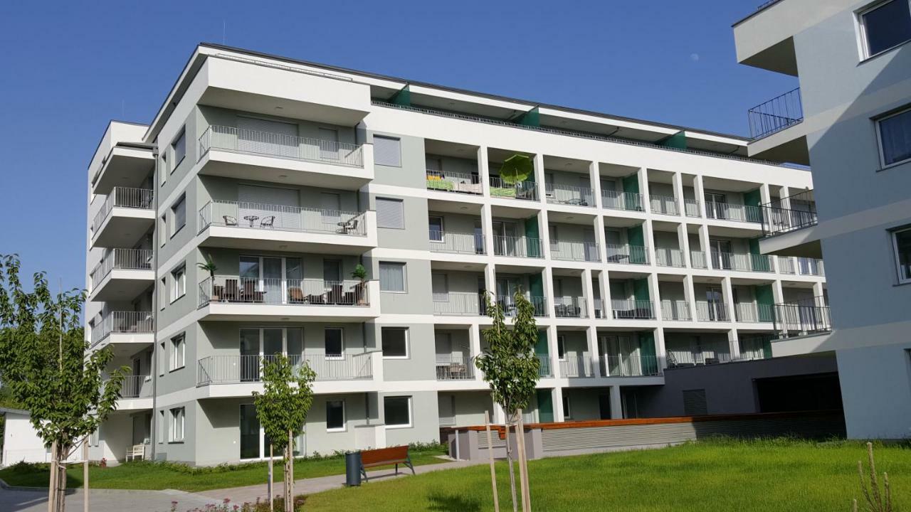 Lelle Resort Cb34 Balatonlelle Exterior photo